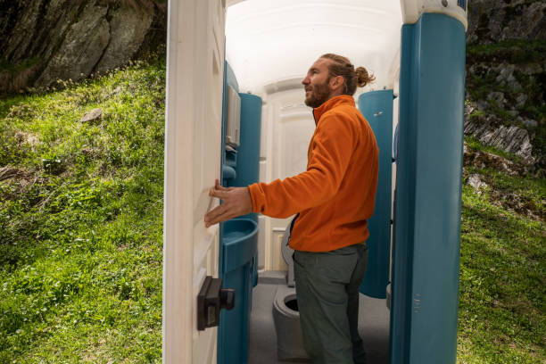Best Temporary restroom rental  in San Fernando, CA